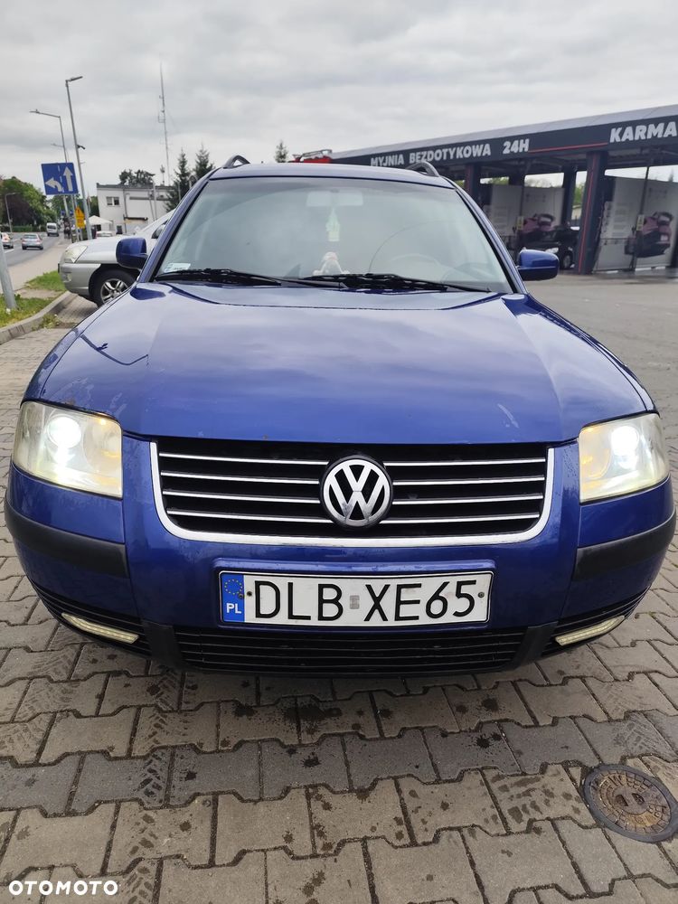 Volkswagen Passat 1.9 TDI Comfortline - 1