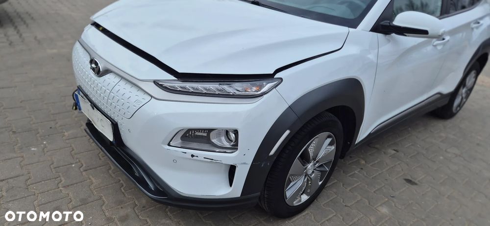 Hyundai Kona 64kWh Premium - 5