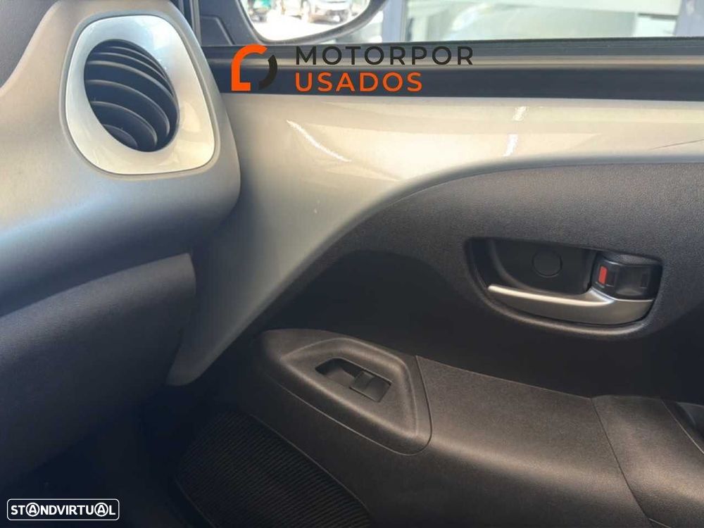 Toyota Aygo - 16