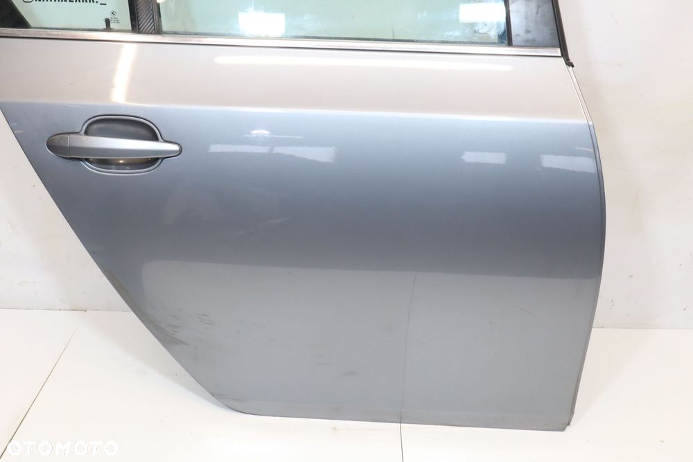 DRZWI PRAWY TYŁ BMW 5 530I E60 A08/7 SEDAN - 5