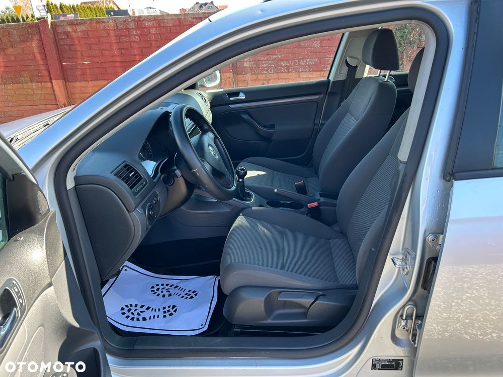 Volkswagen Golf - 12