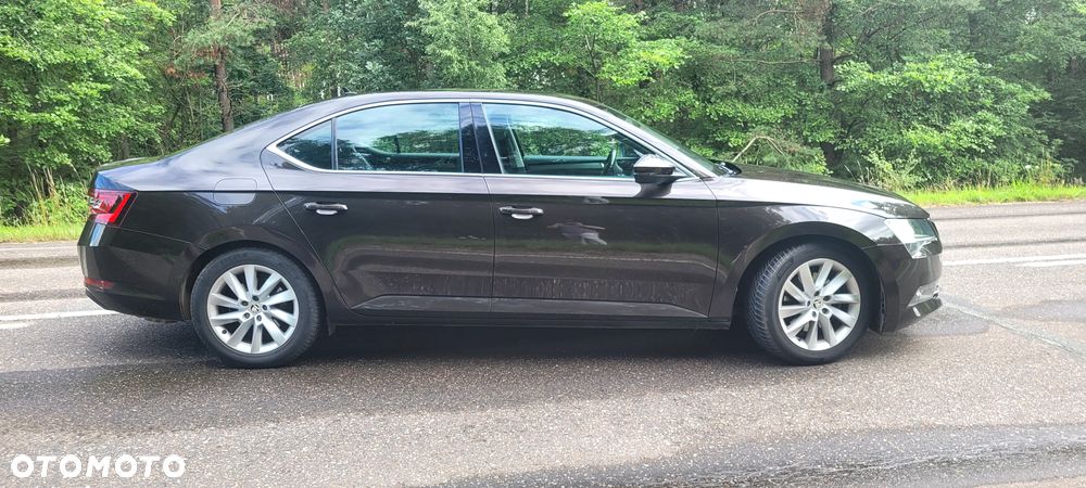 Skoda Superb 1.5 TSI ACT Ambition - 2