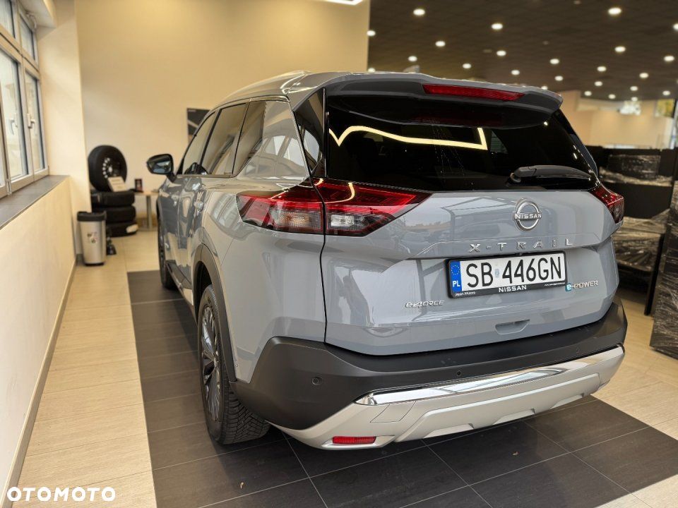 Nissan X-Trail - 4
