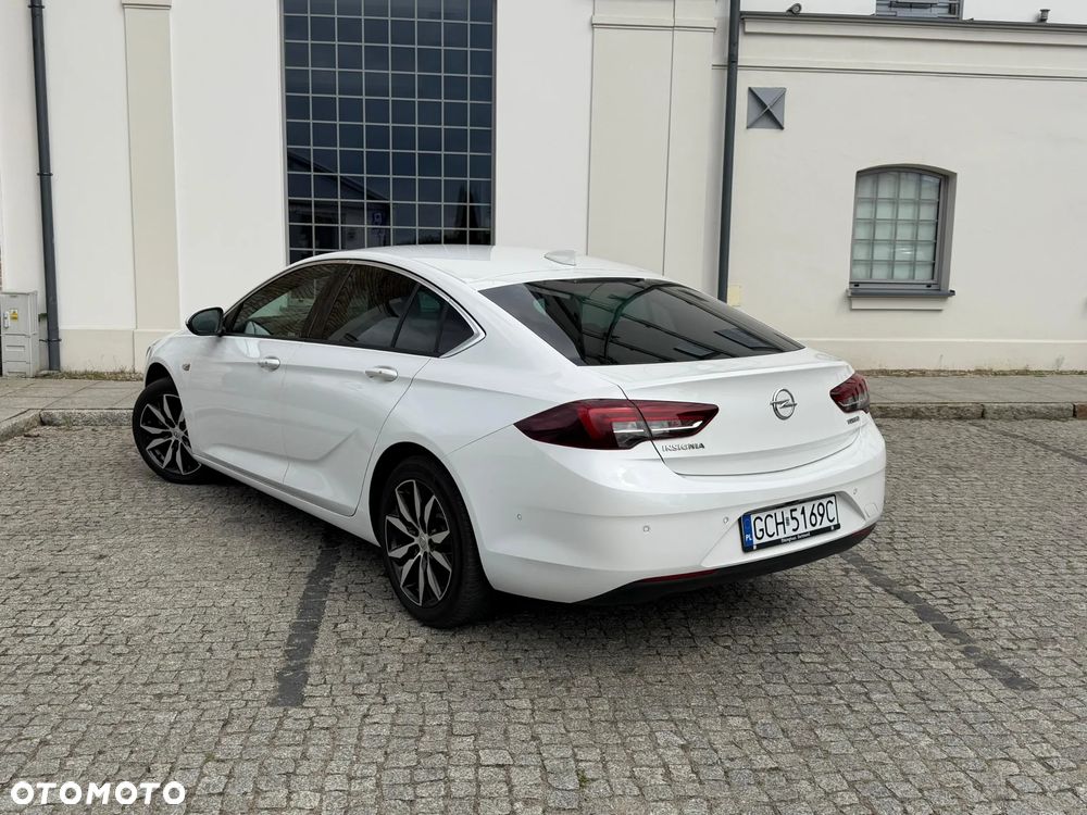 Opel Insignia ver-1-5-di-turbo - 7