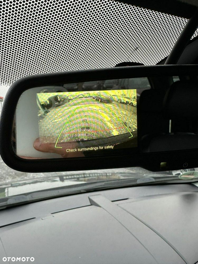 Mitsubishi Outlander - 13