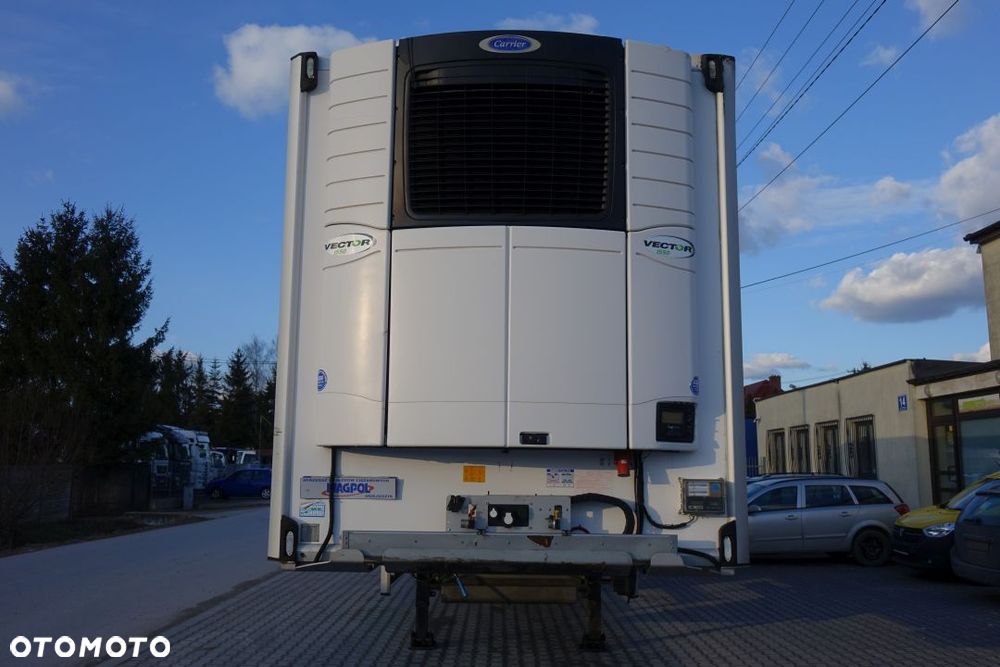 Lamberet CHŁODNIA / SR2 / CARRIER VECTOR 1550 / SAF / DRUKARKA / KOSZ NA KOŁO ZAPASOWE - 2