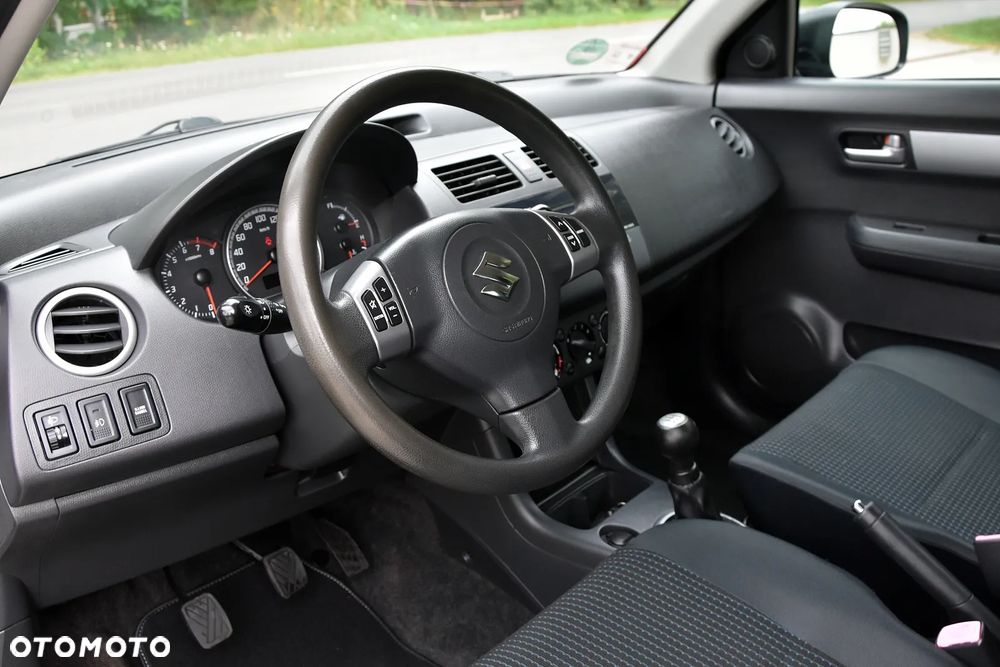 Suzuki Swift 1.3 GC (klm) - 22