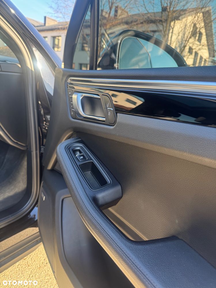 Porsche Macan Standard - 11