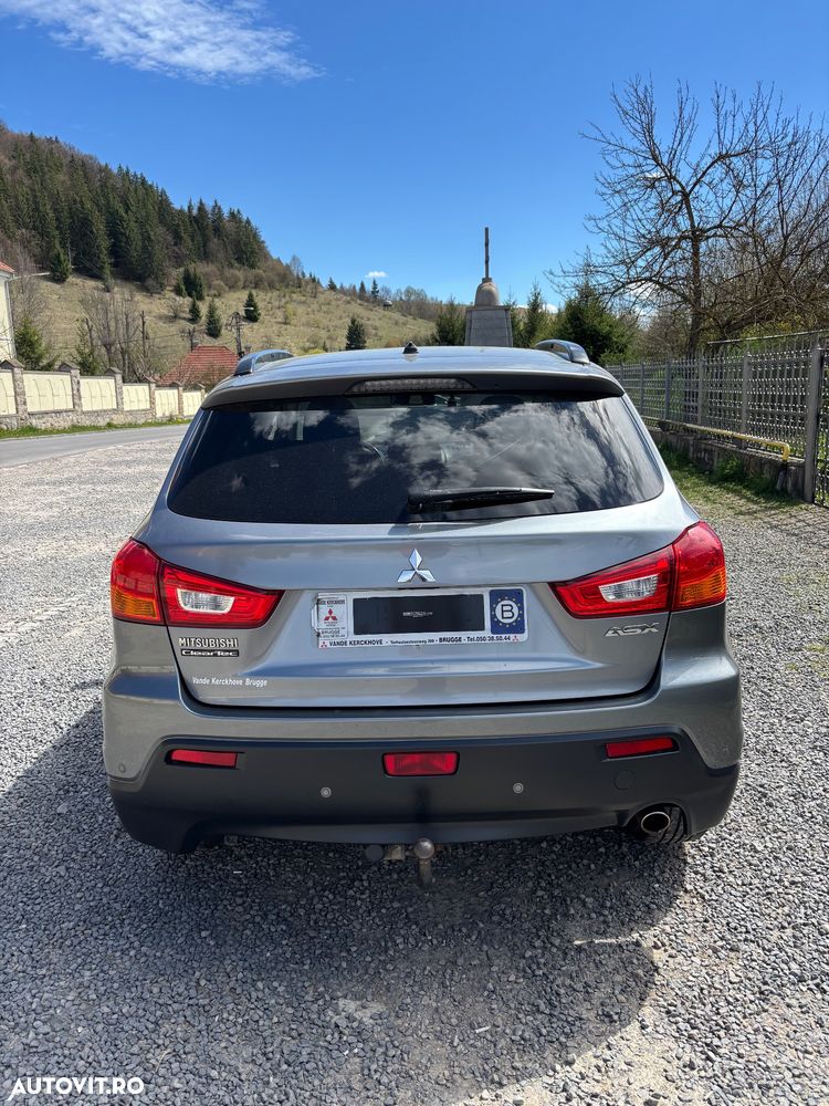 Mitsubishi ASX - 7