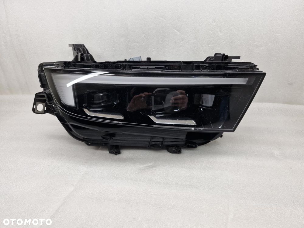 OPEL ASTRA L LAMPA PRAWA PRZÓD 9858776980 - 2