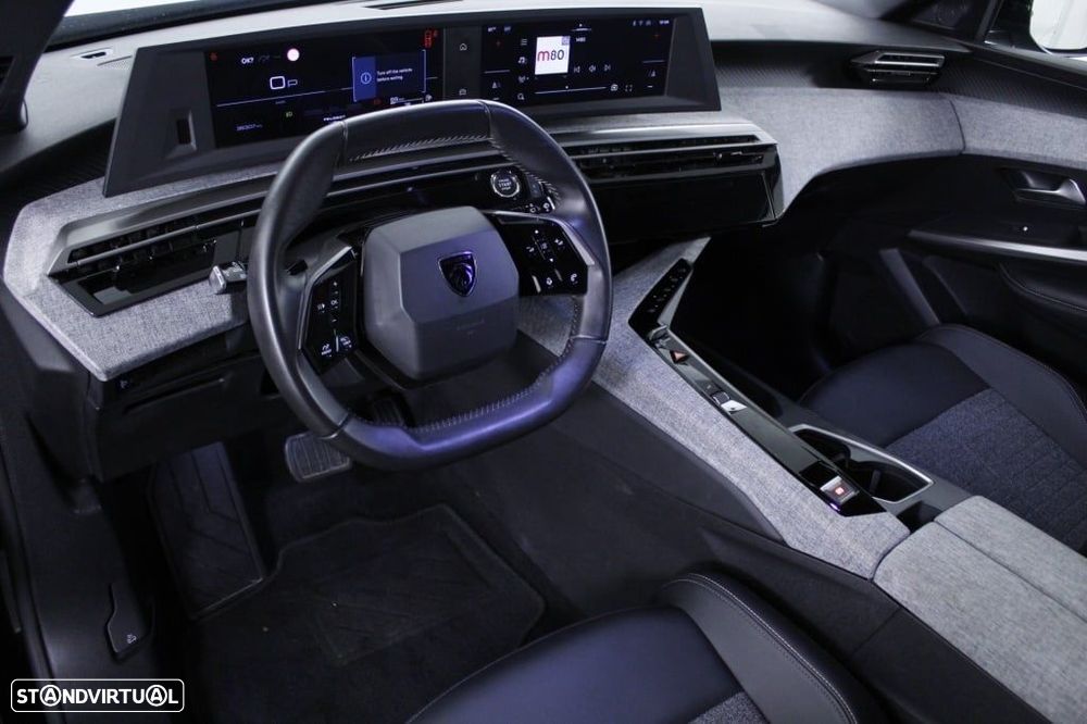 Peugeot 5008 1.2 Hybrid Allure e-DCS6 - 33