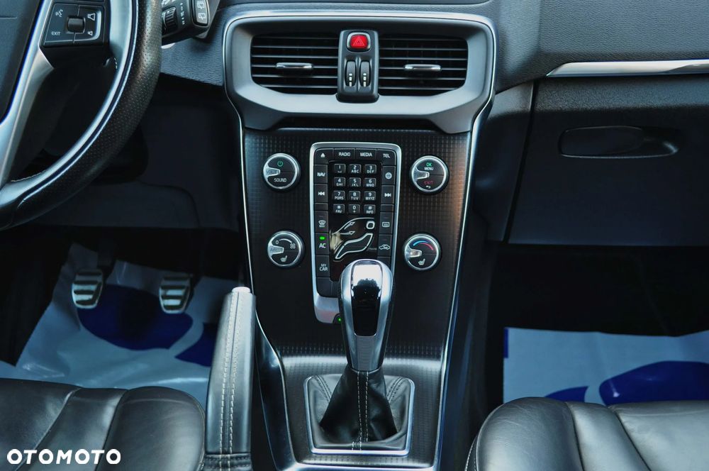 Volvo V40 D2 RDesign - 18