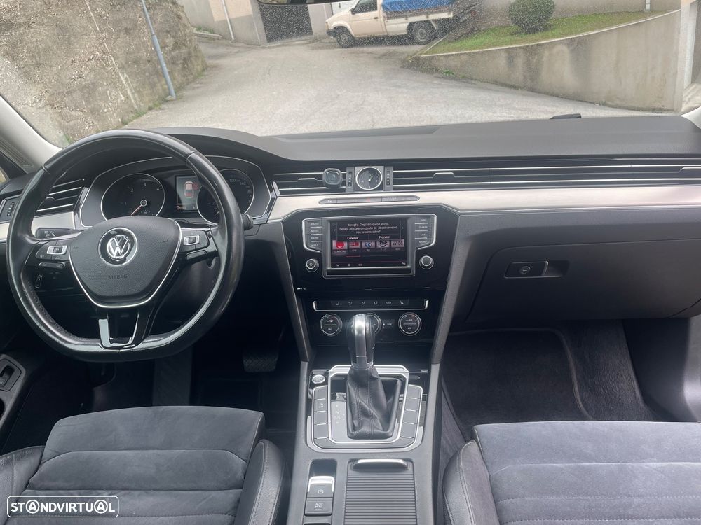 VW Passat 2.0 TDI Highline DSG - 8