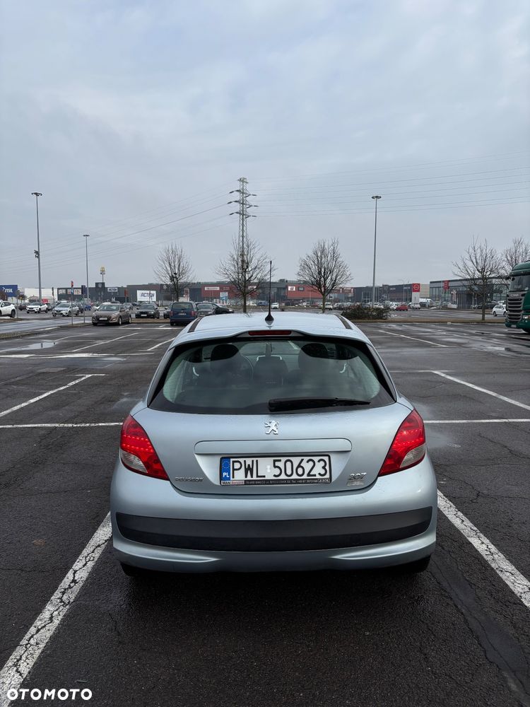 Peugeot 207 90 HDi FAP (Blue Lion) 99G - 6