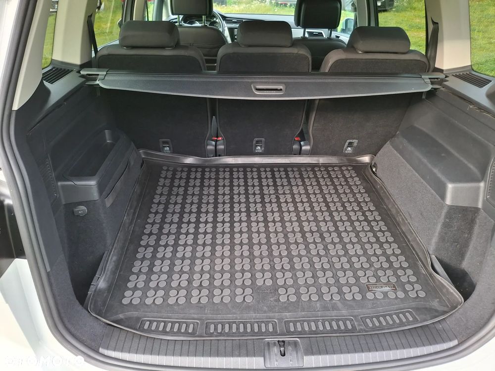 Volkswagen Touran 1.5 TSI EVO Comfortline DSG - 25