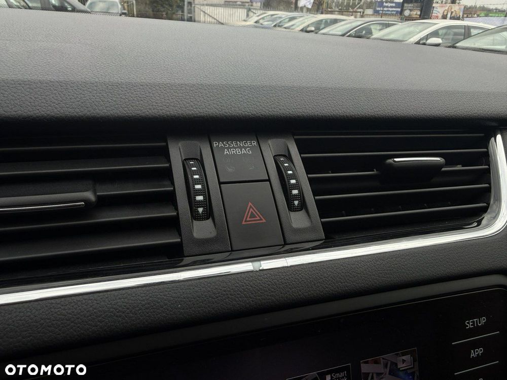 Skoda Octavia 1.6 TDI SCR Ambition - 23