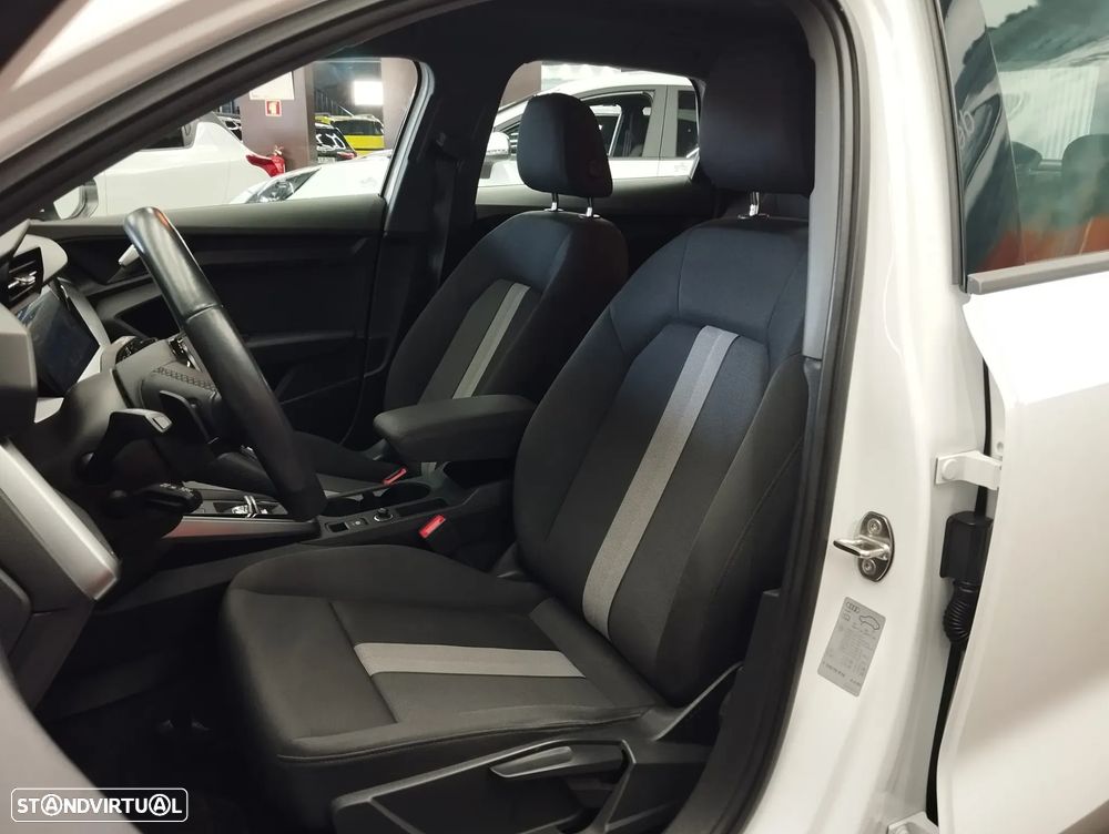 Audi A3 Sportback 30 TFSI S tronic - 14