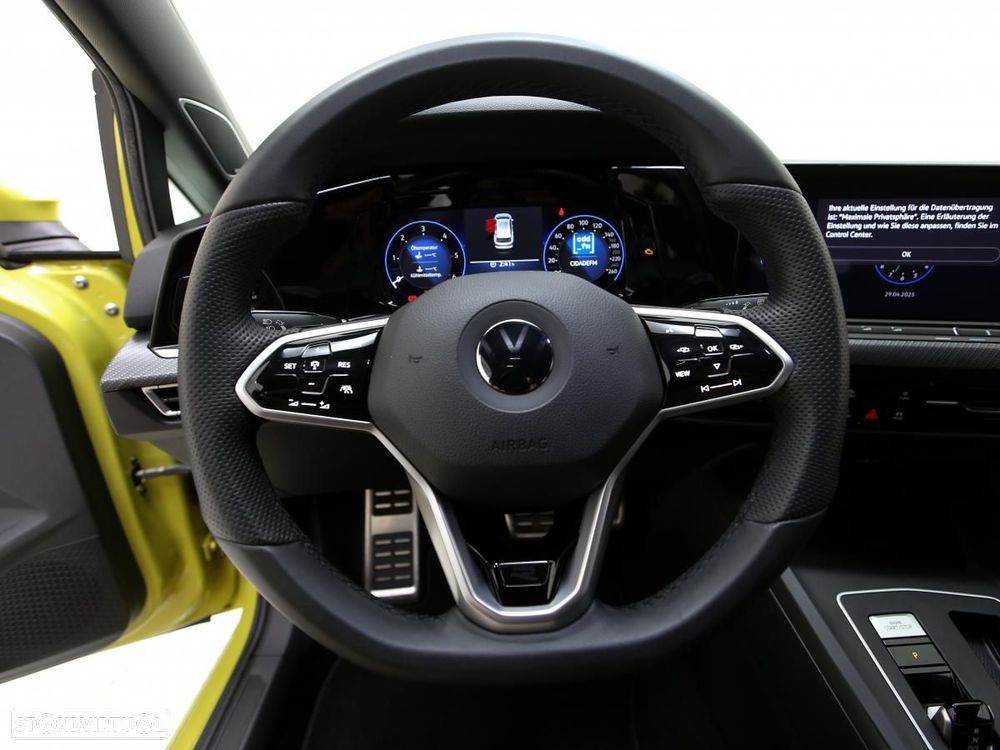 VW Golf Variant 2.0 TDi R-Line DSG - 18