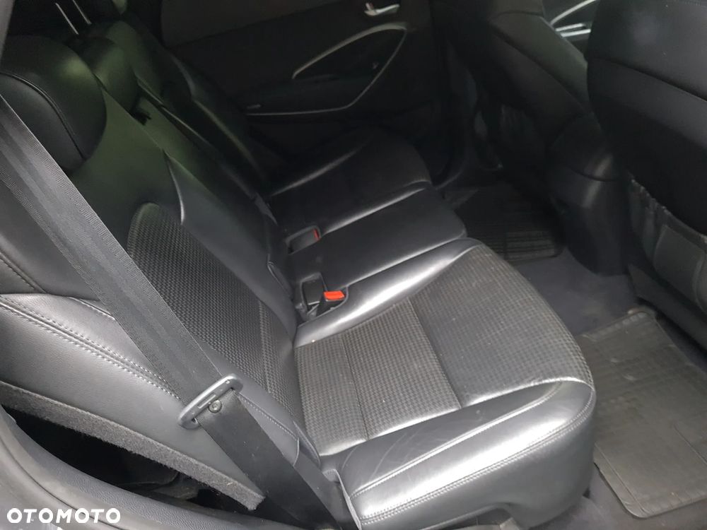 Hyundai Santa Fe 2.0 CRDi Premium - 24
