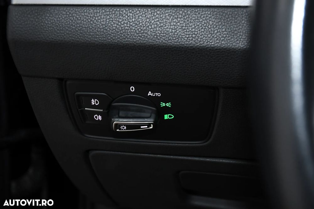 Volkswagen Passat 2.0 TDI SCR DSG Highline - 38