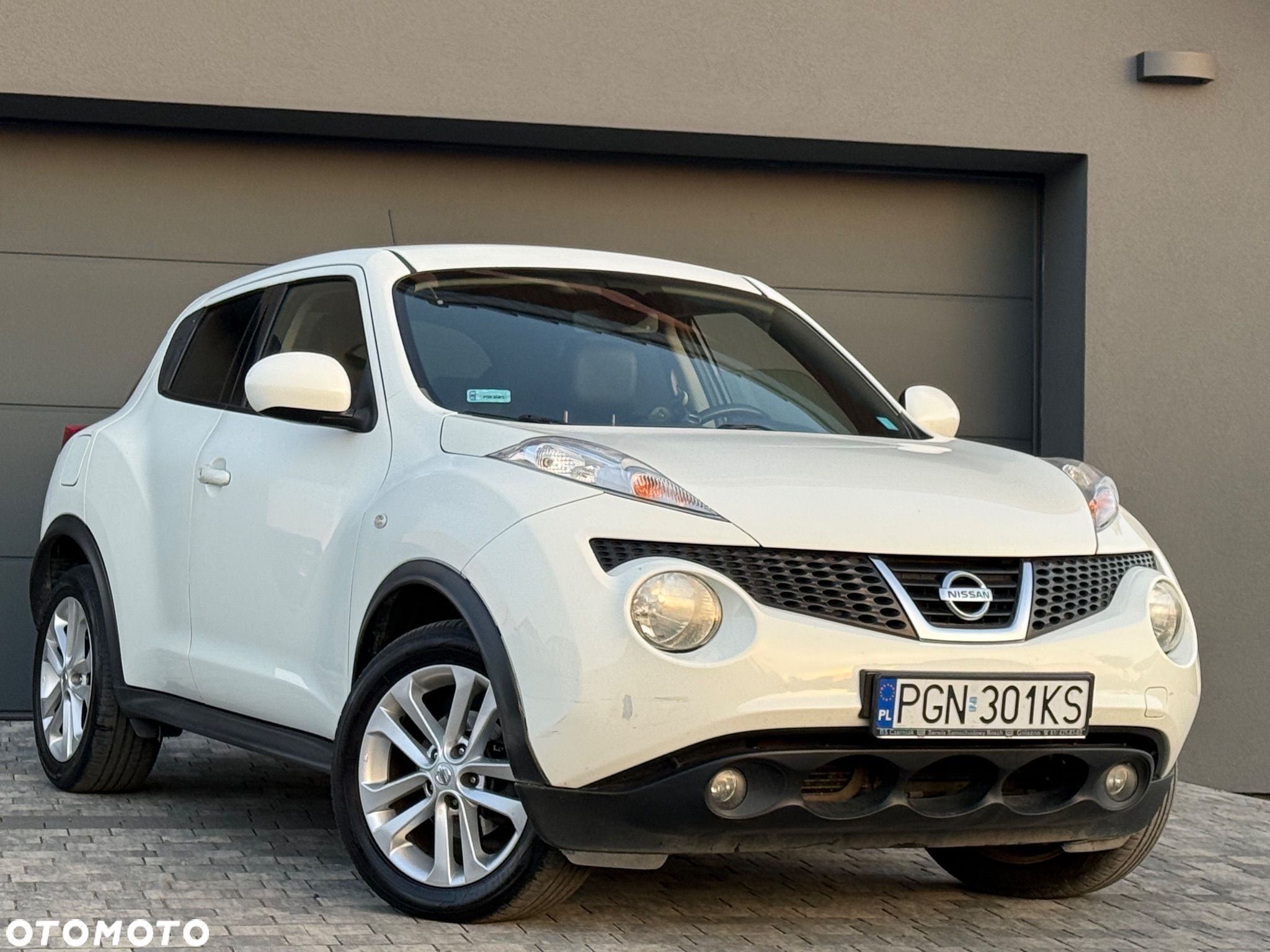 Nissan Juke 1.6 Tekna CVT - 1