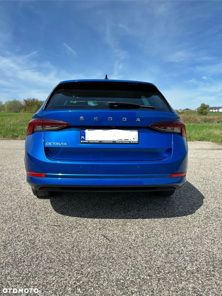 Skoda Octavia 2.0 TDI Style DSG - 11