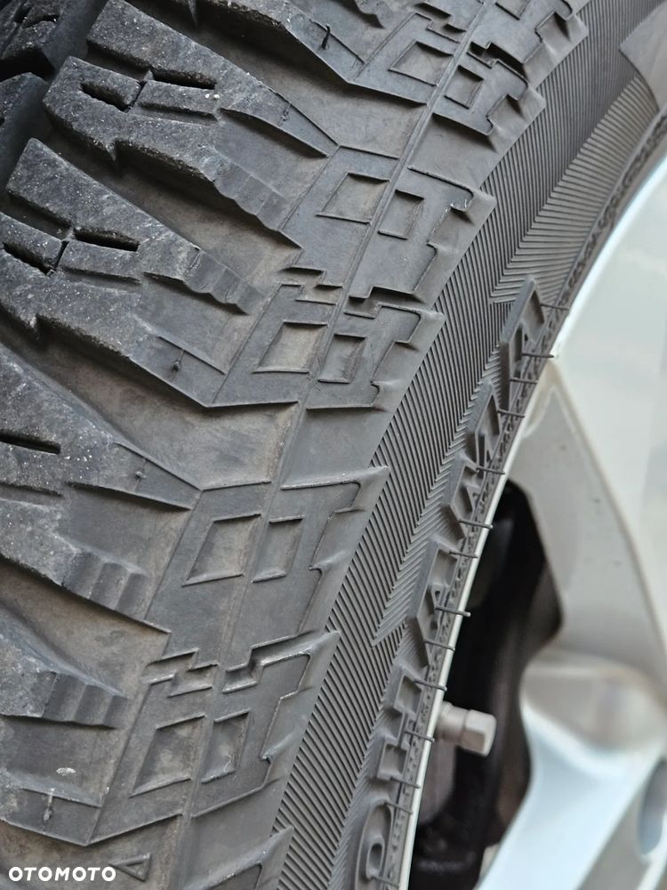 Dacia Duster 1.6 Ambiance - 11