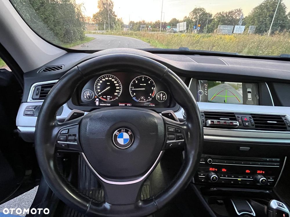 BMW 5GT - 6