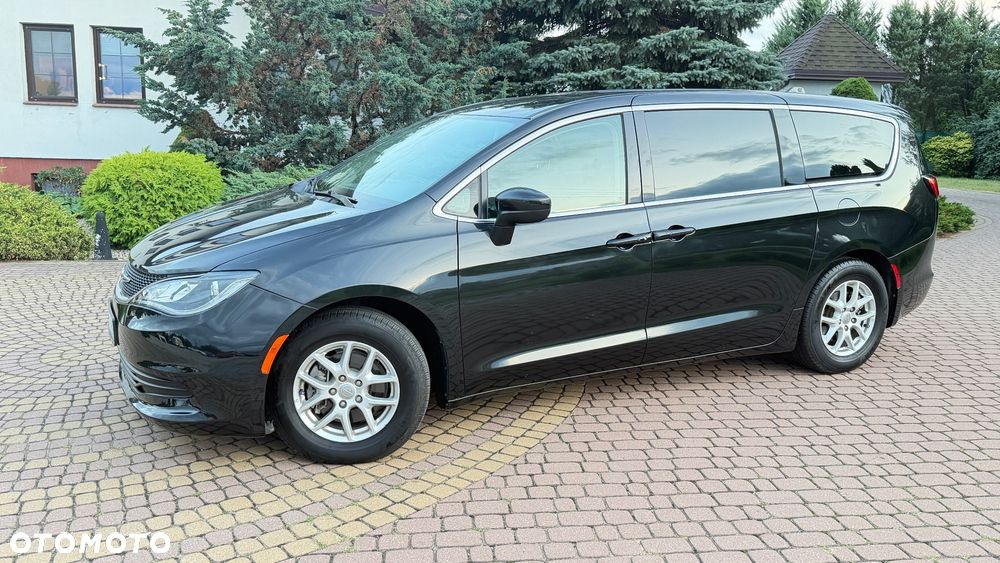 Chrysler Pacifica - 7