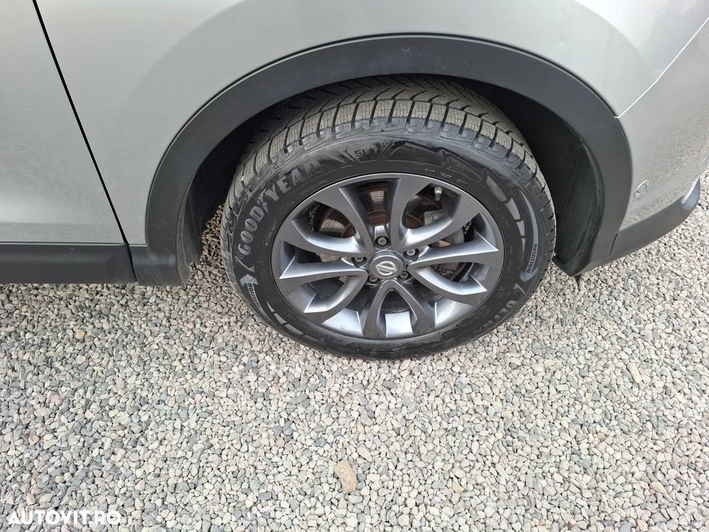 Nissan Qashqai 1.6 DCI Start/Stop X-TRONIC N-Connecta - 32