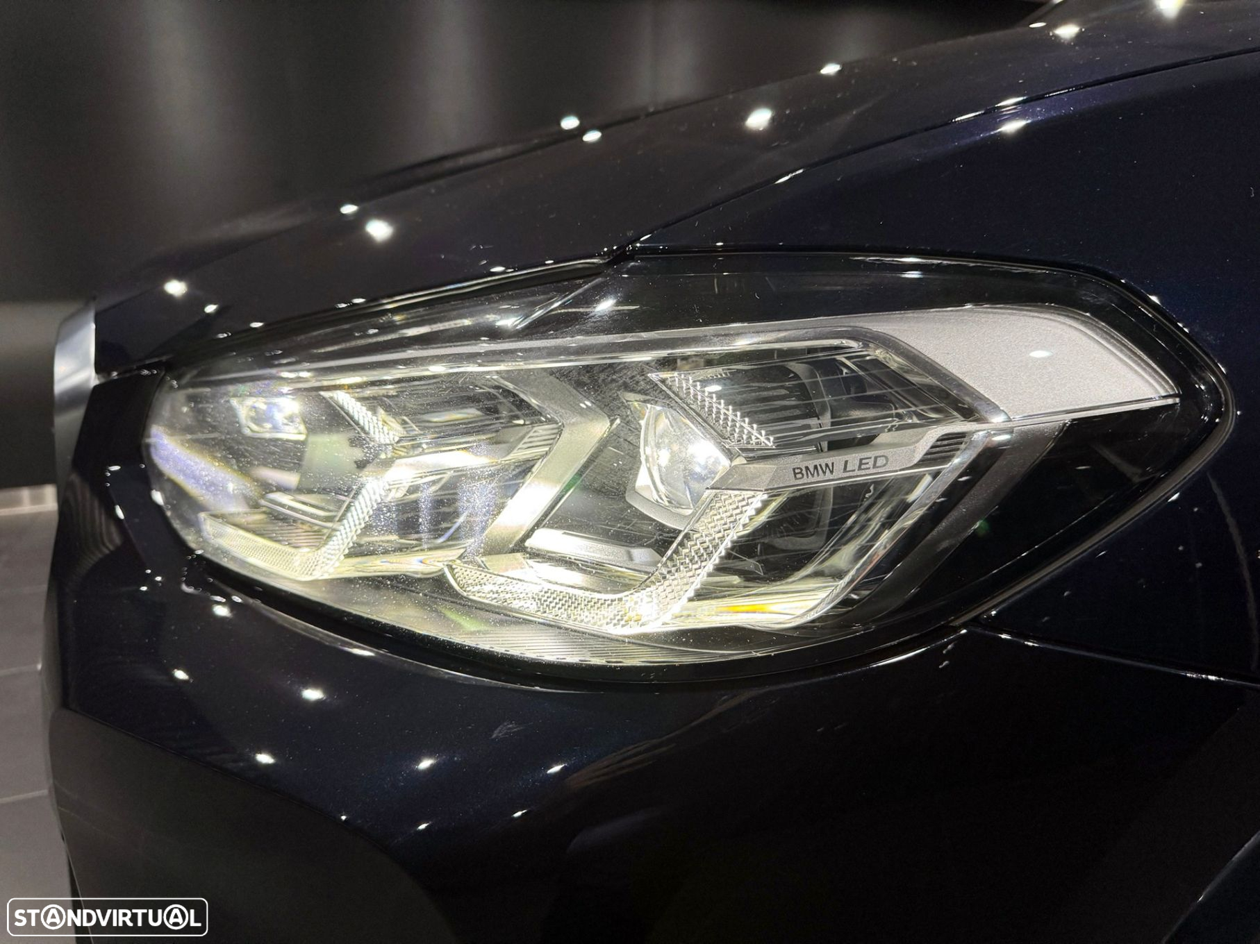 BMW iX3 M Sport Impressive - 11