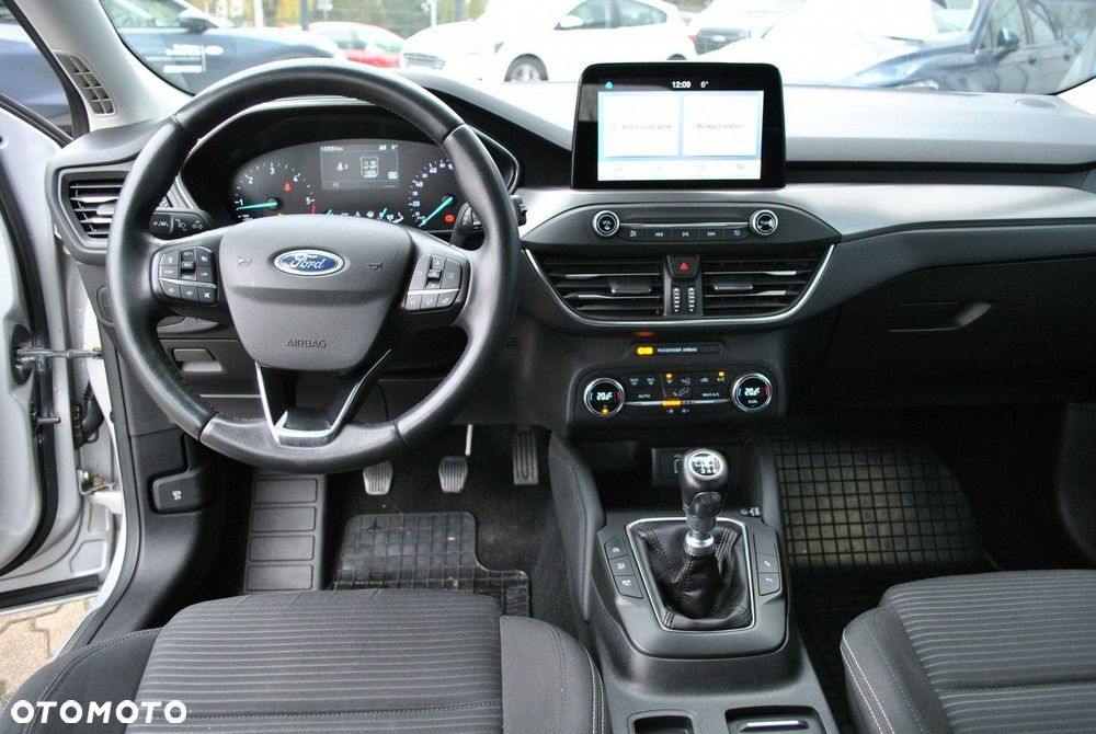 Ford Focus - 13