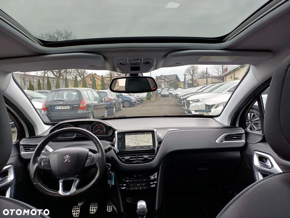 Peugeot 2008 PureTech 110 Stop&Start Crossway - 30