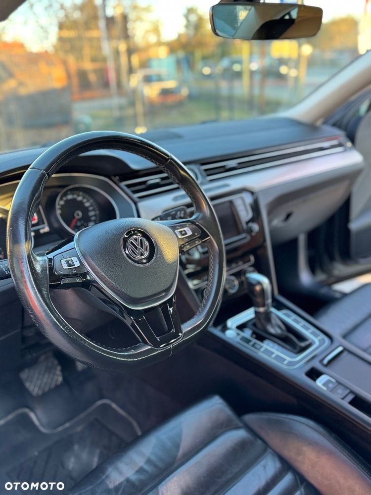 Volkswagen Passat 2.0 TDI BMT Highline DSG7 - 17