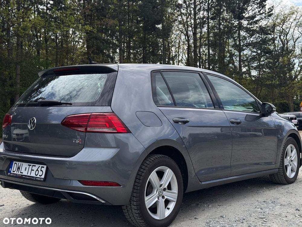 Volkswagen Golf - 11