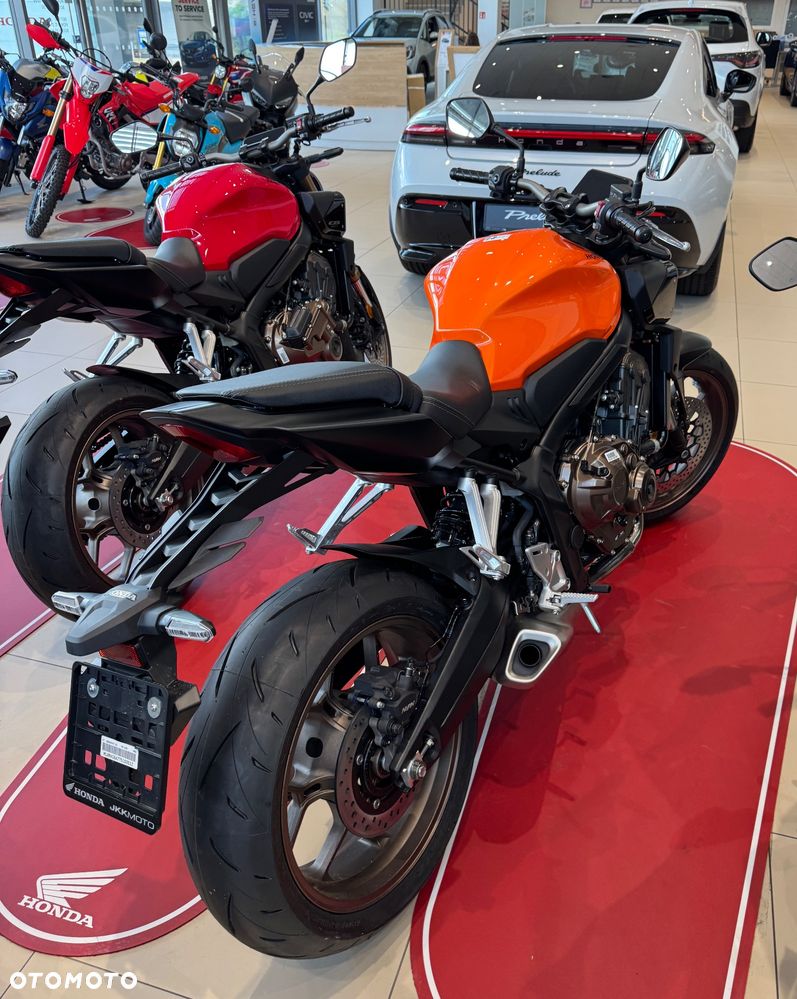 Honda CB - 10