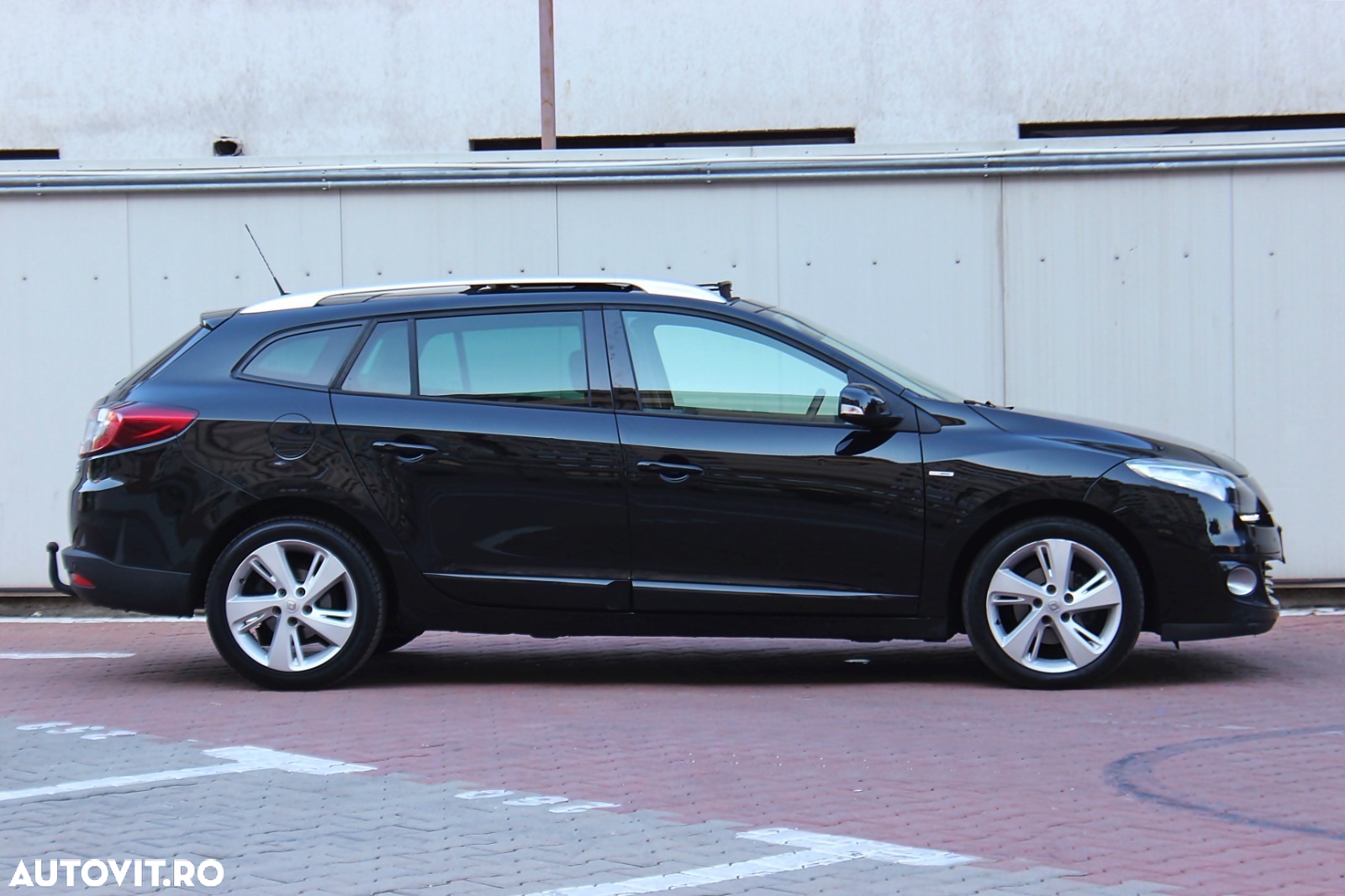 Renault Megane ENERGY dCi 110 Start & Stop Bose Edition - 11