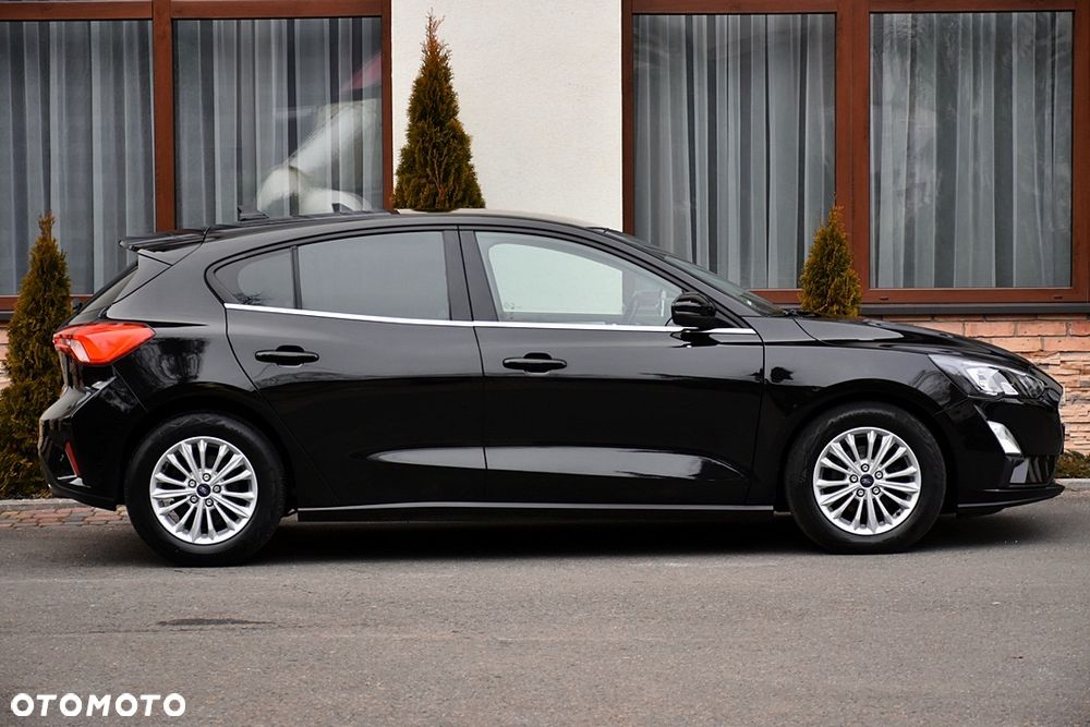 Ford Focus 1.5 EcoBlue STart-Stopp-System TITANIUM - 13