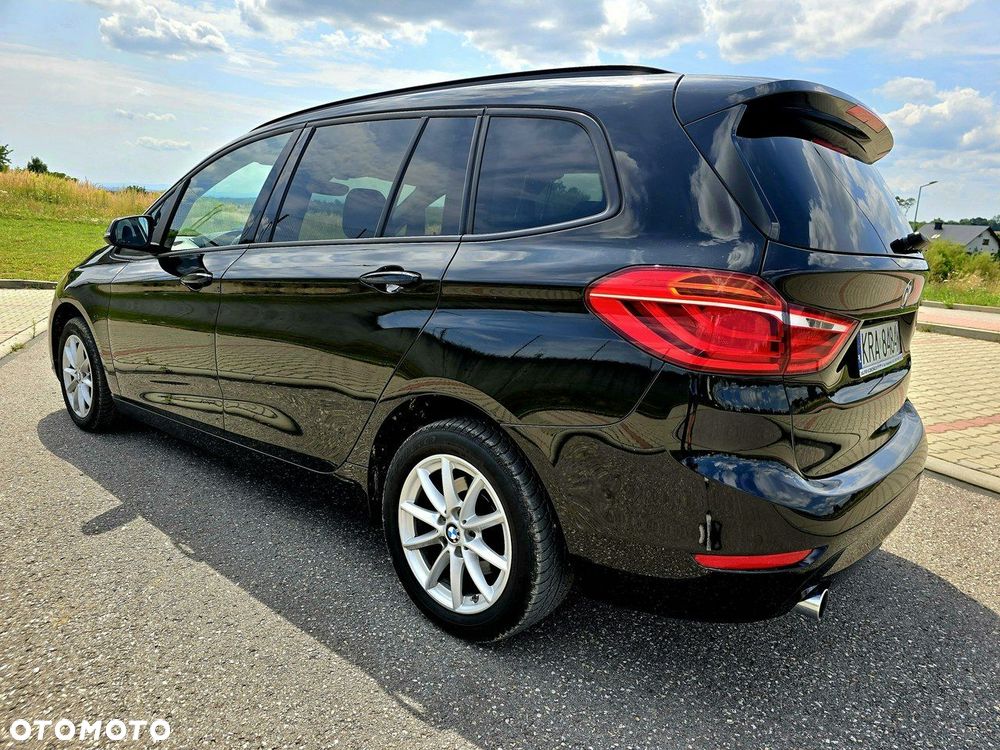 BMW Seria 2 218d Luxury Line - 11