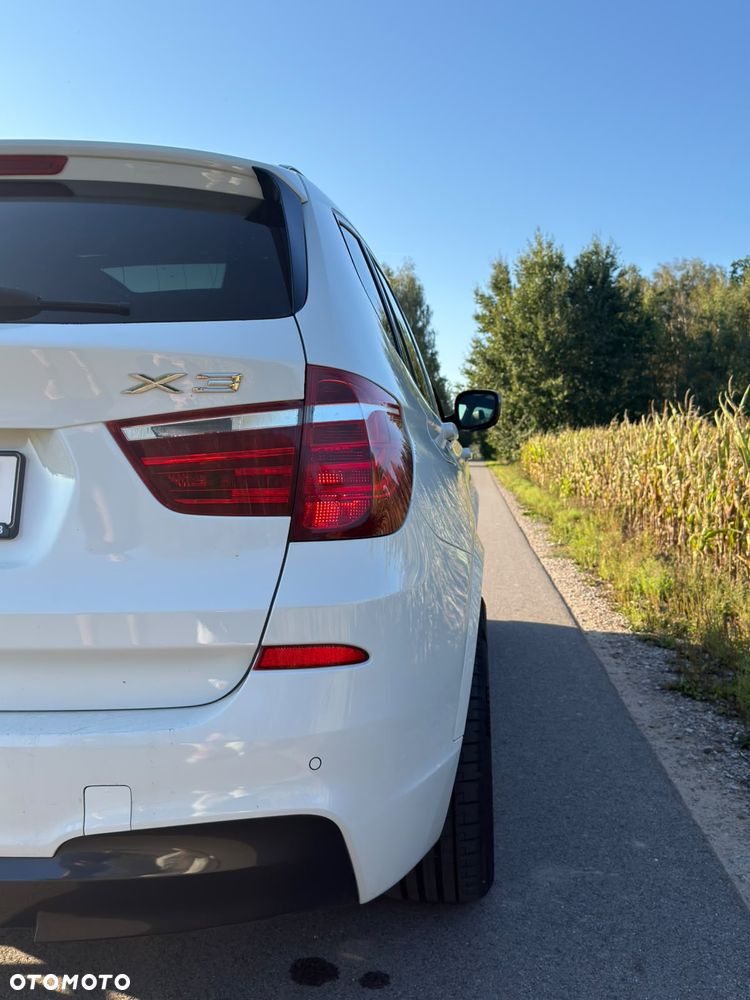 BMW X3 28i xDrive - 3