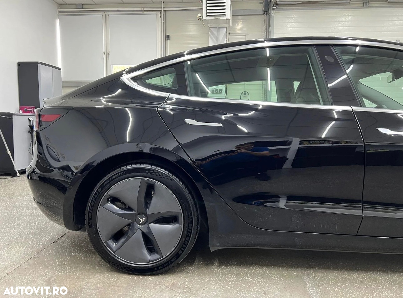 Tesla Model 3 Langstreckenbatterie Allradantrieb Dual Motor - 3