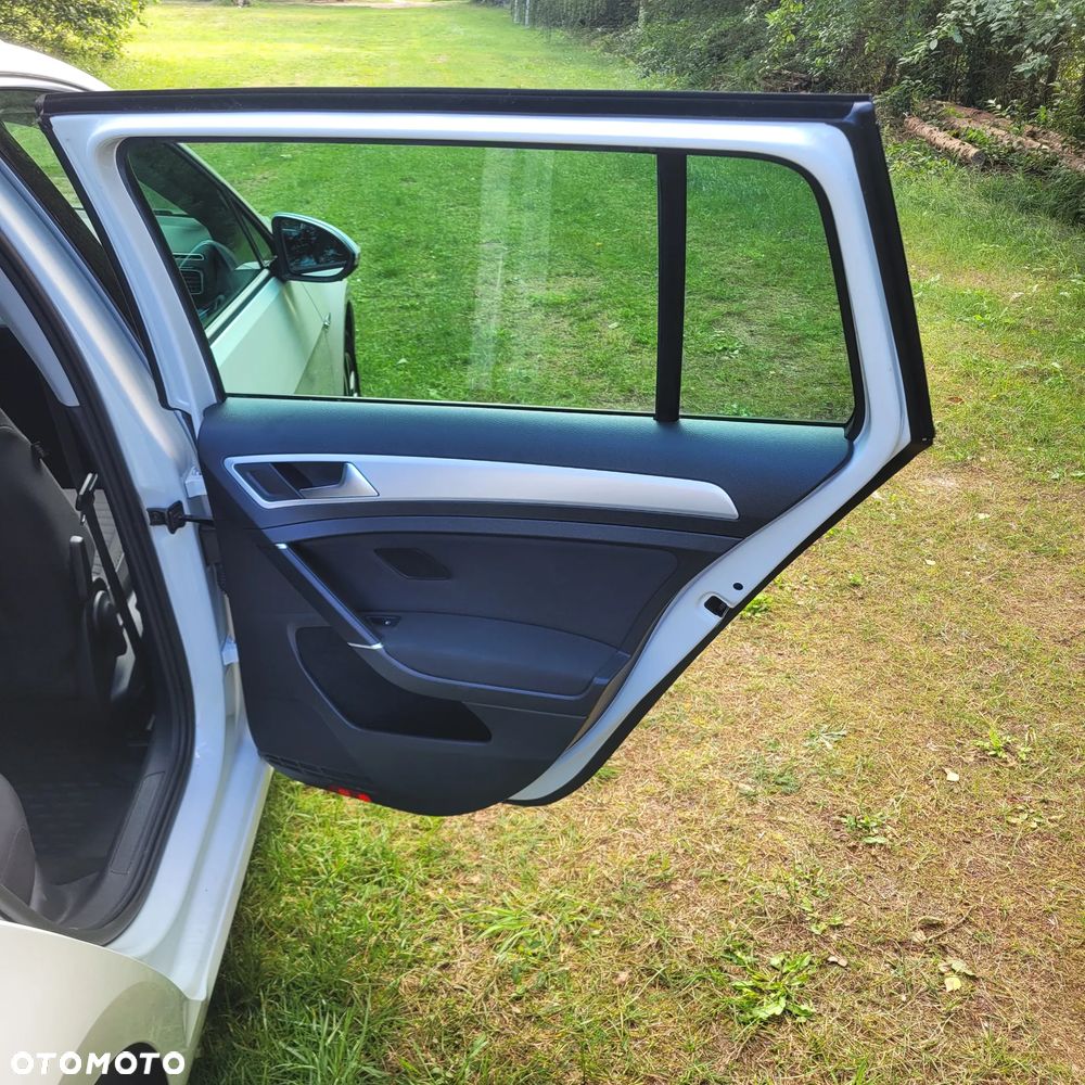 Volkswagen Golf 1.4 TSI BlueMotion Technology Cup - 12