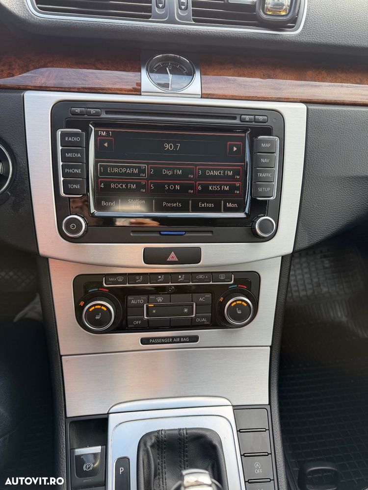 Volkswagen Passat 2.0 TDI BlueMotion Tehnology Highline DSG - 20