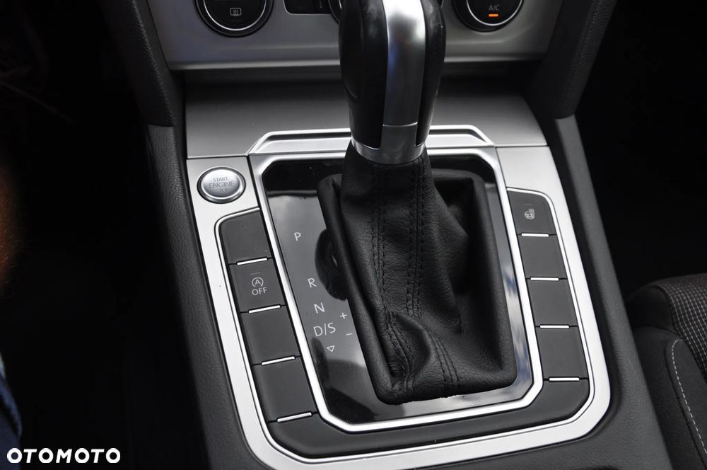 Volkswagen Passat 2.0 TDI BMT Highline DSG - 20