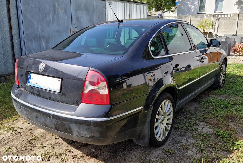 Volkswagen Passat 2.5 TDI 4Mot Highline Tiptr - 3