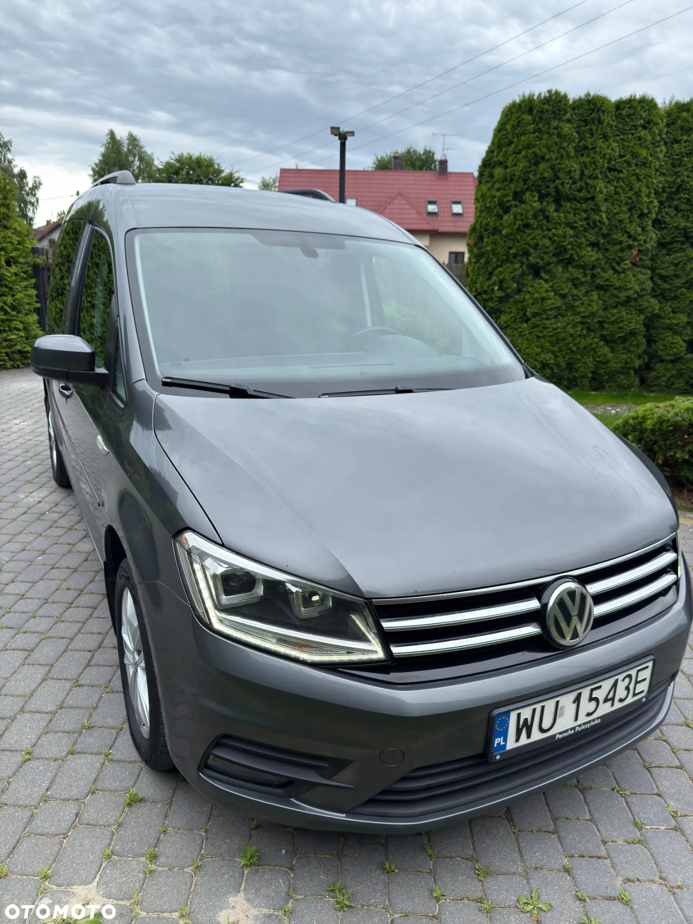 Volkswagen Caddy 2.0 TDI Comfortline DSG - 3