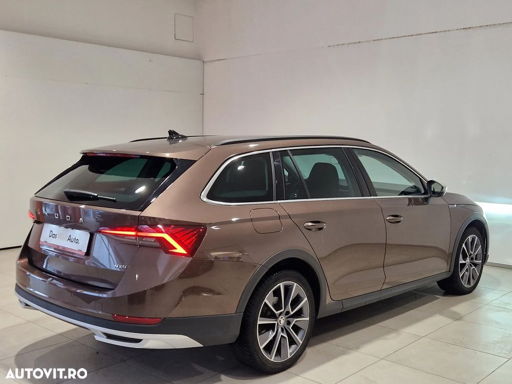 Skoda Octavia Combi 2.0 TDI DSG 4X4 Scout - 7
