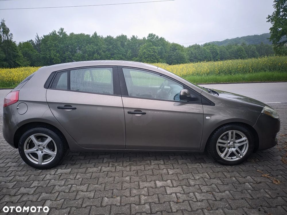 Fiat Bravo 1.9 Multijet Active - 4