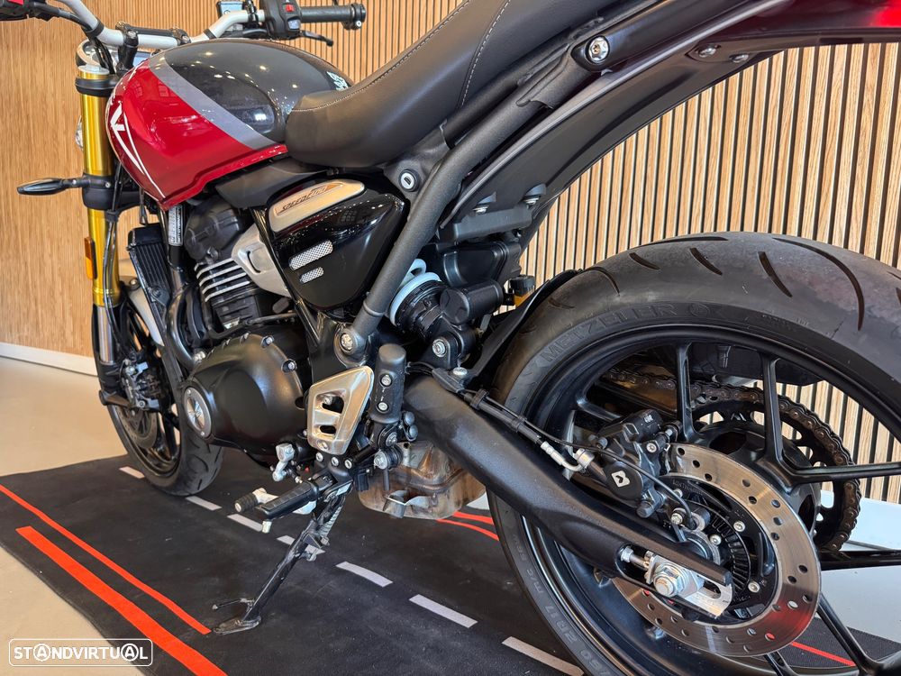 Triumph Speed 400 - 12