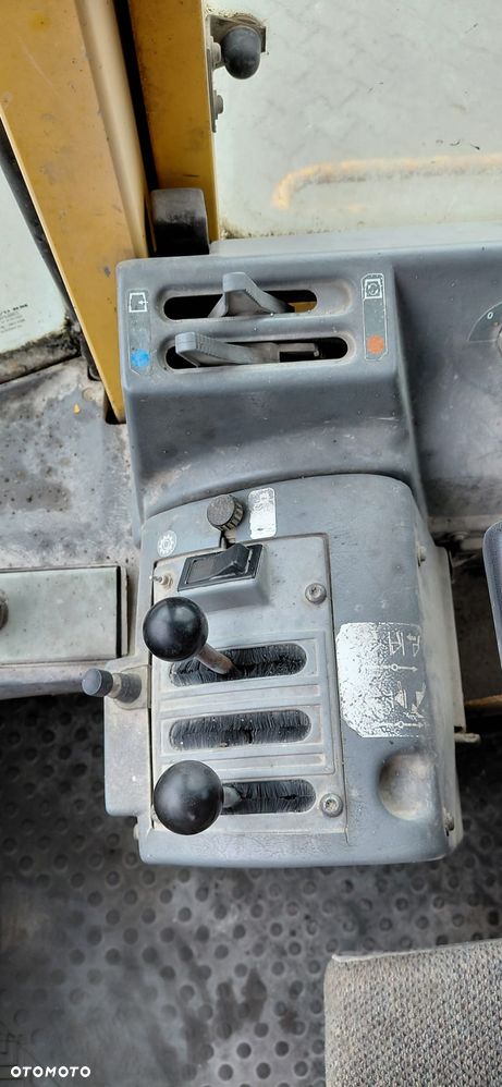 Volvo 50 C (1995r) 45 , 60 L 70 , 80 L 90 - 7